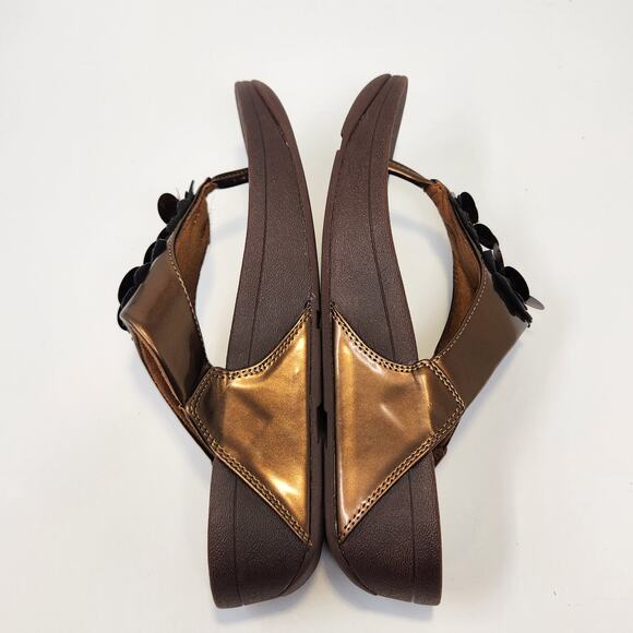 FitFlop LuLu Flower Bronze Brown Toe Post Wedge Sandal Women Size 7 Slip On New - Picture 7 of 8